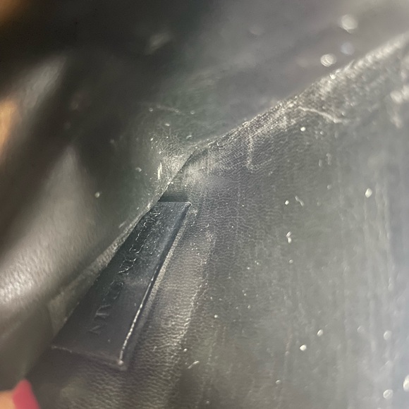 Chloe Heloise Black Patent Wallet 🖤 - Picture 9 of 16